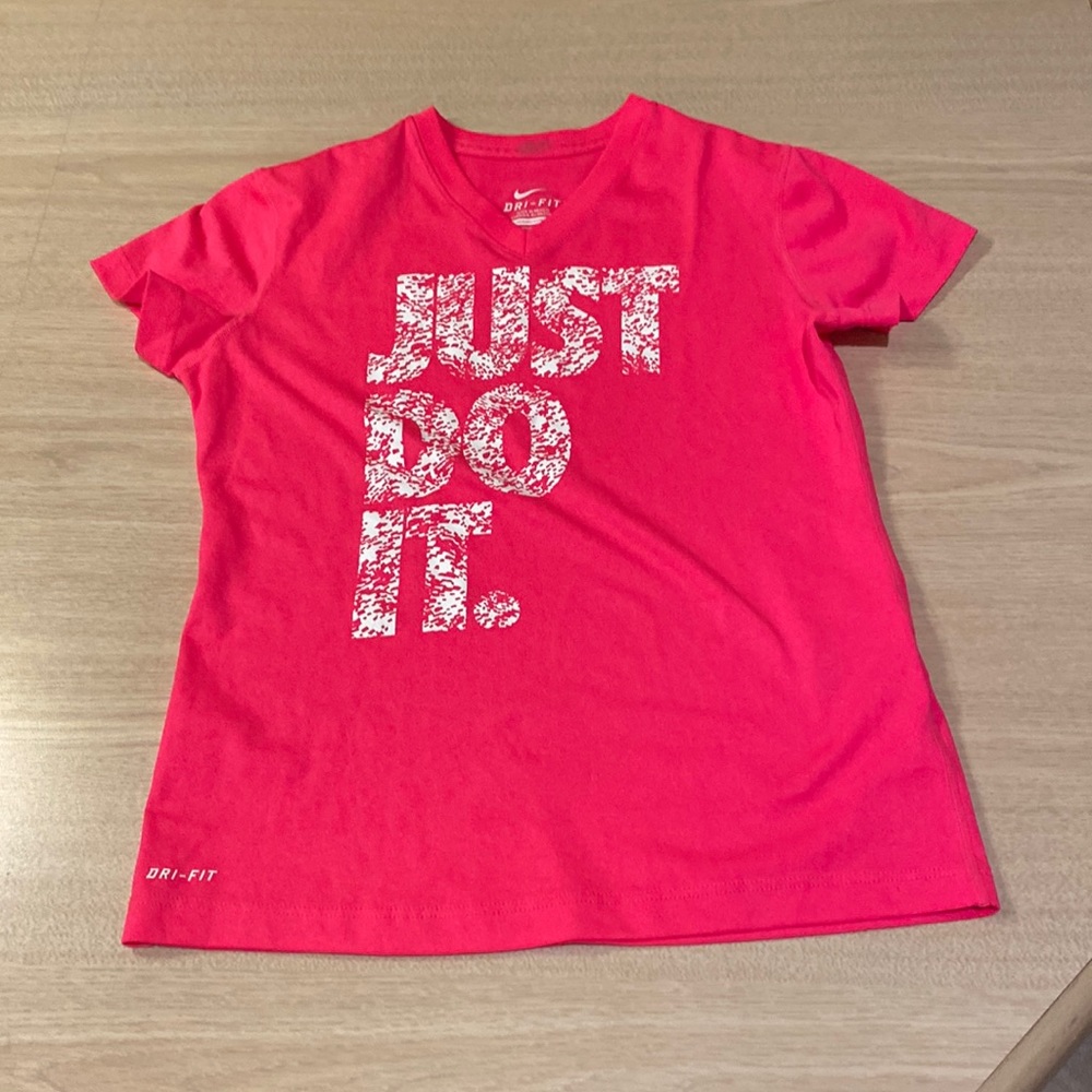 Kids medium Nike Dri-fit active t- shirt